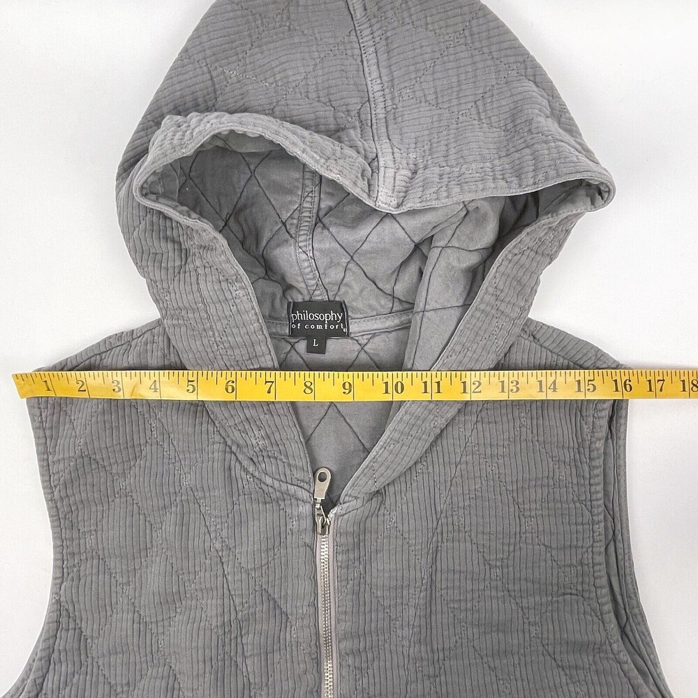 NWOT Philosophy of Comfort Women's Size L Gray Quilted Hooded Lyocell Blend Vest - Picture 16 of 16